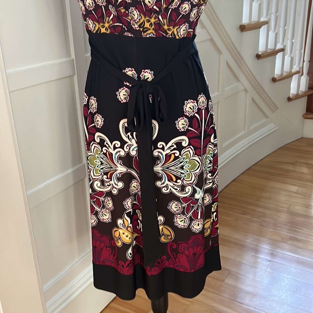 London Times size 12 sundress with “V” front and back and back tie - Picture 7 of 9